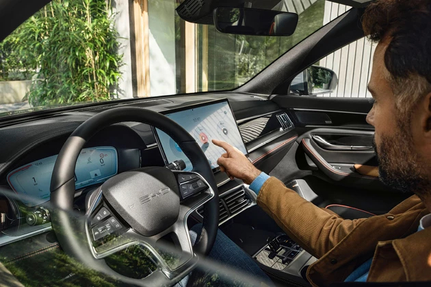 Stylishly projecting the way forward